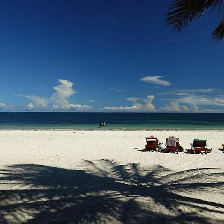 شقة مومباسا  في Cowrie Beach Haven Studio المظهر الخارجي الصورة