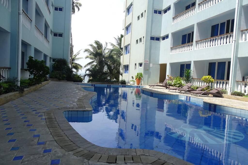 شقة مومباسا  في Cowrie Beach Haven Studio المظهر الخارجي الصورة