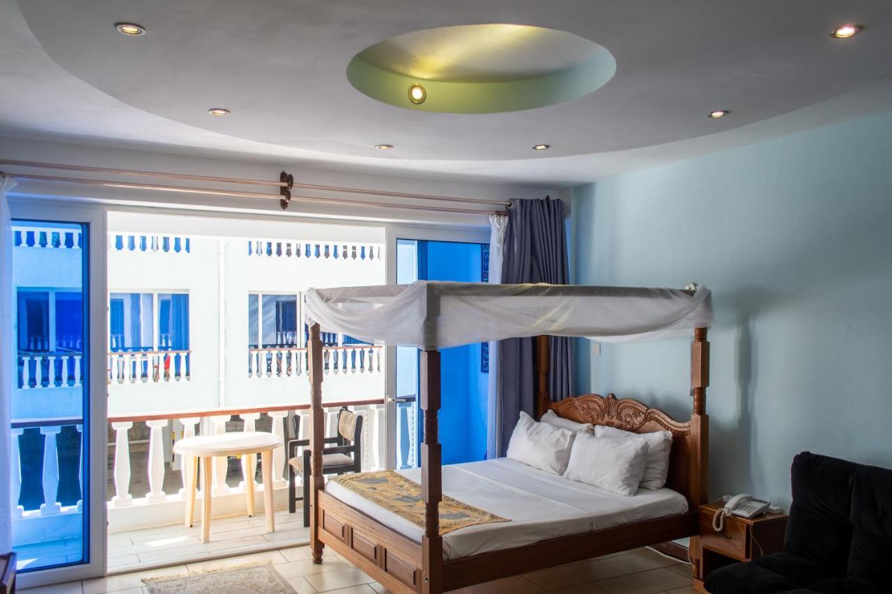 شقة مومباسا  في Cowrie Beach Haven Studio المظهر الخارجي الصورة